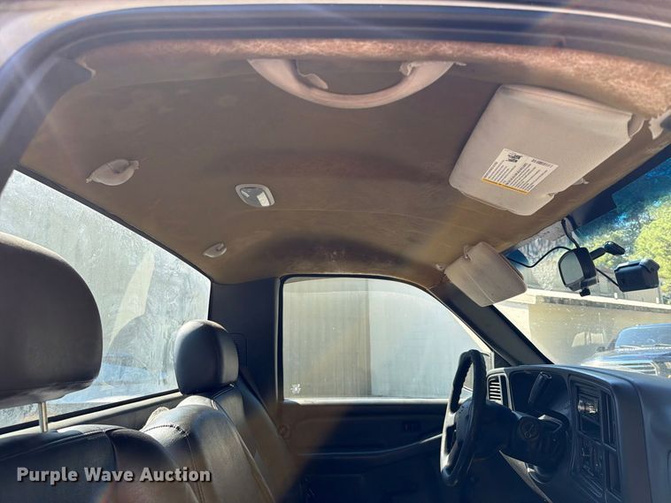 image for item FV4507 2007 Chevrolet Silverado pickup truck