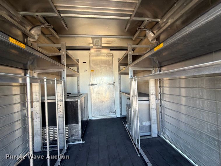 image for item FW3535 2016 Chevrolet Express 4500 refrigerated delivery truck