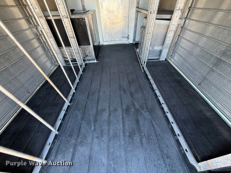 image for item FW3535 2016 Chevrolet Express 4500 refrigerated delivery truck