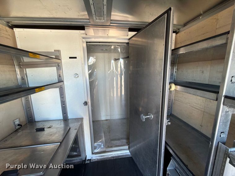 image for item FW3535 2016 Chevrolet Express 4500 refrigerated delivery truck