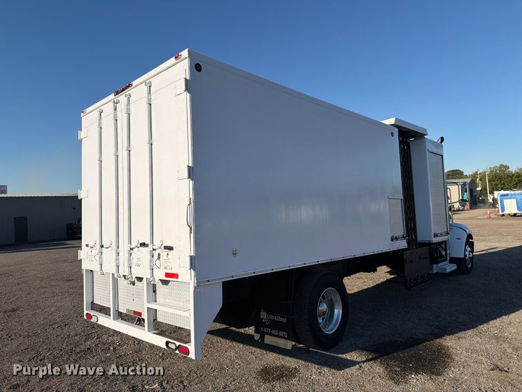 image for item FW3538 2008 Peterbilt 335 paper collection truck