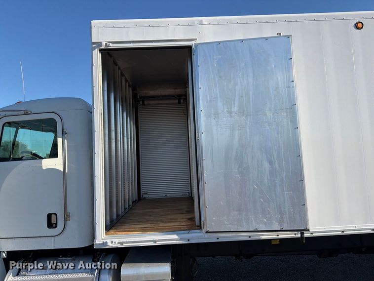 image for item FW3538 2008 Peterbilt 335 paper collection truck