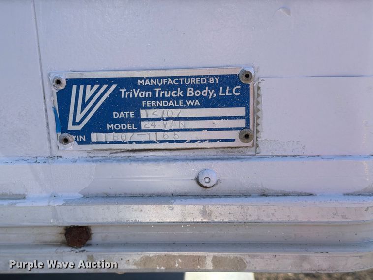 image for item FW3538 2008 Peterbilt 335 paper collection truck