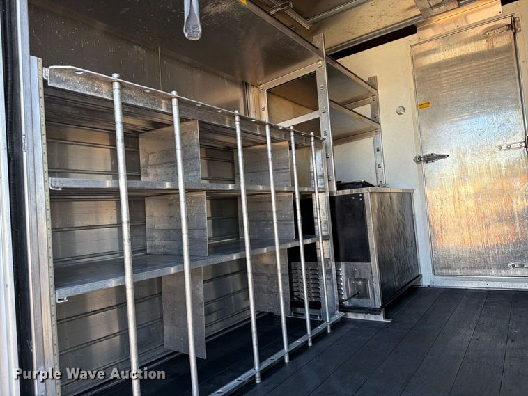 image for item FW3546 2016 Chevrolet Express 4500 refrigerated delivery truck