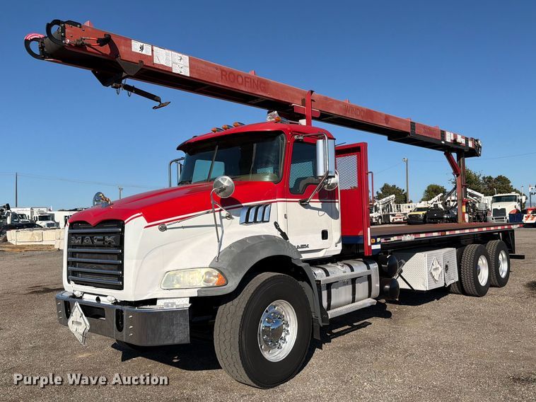 image for item FW3547 2017 Mack GU813 shingle conveyor truck