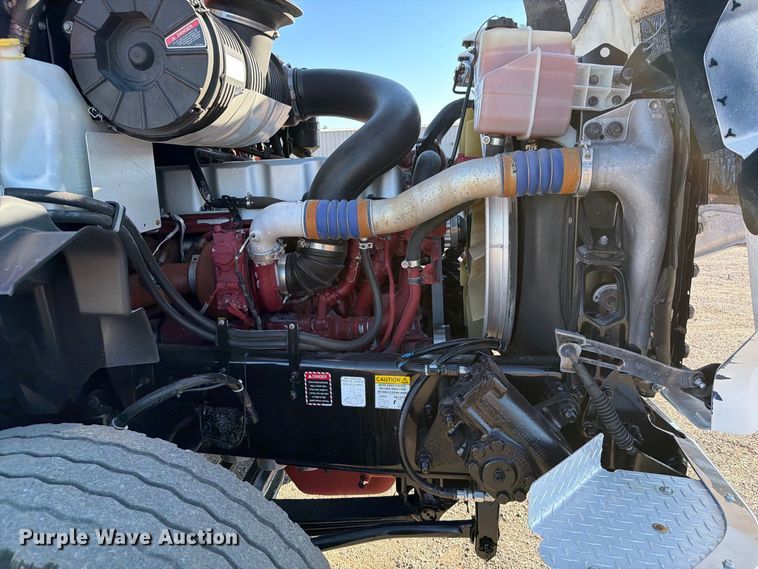 image for item FW3547 2017 Mack GU813 shingle conveyor truck