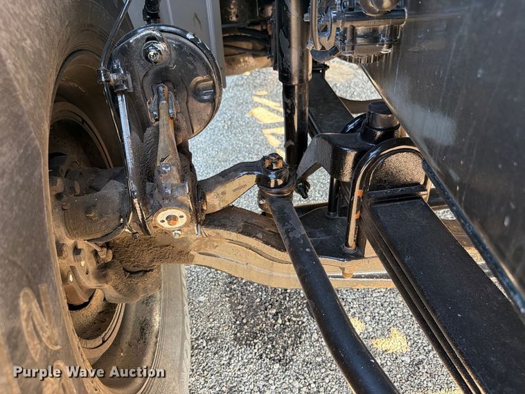image for item FW3547 2017 Mack GU813 shingle conveyor truck