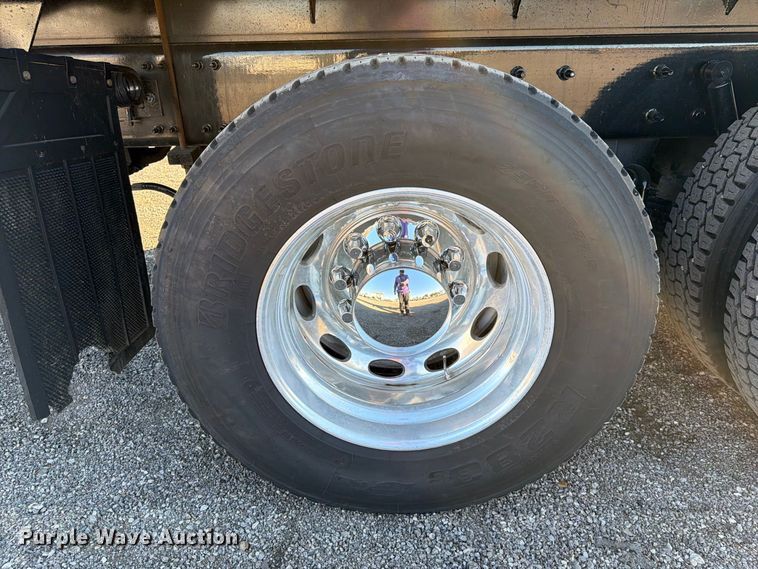 image for item FW3547 2017 Mack GU813 shingle conveyor truck