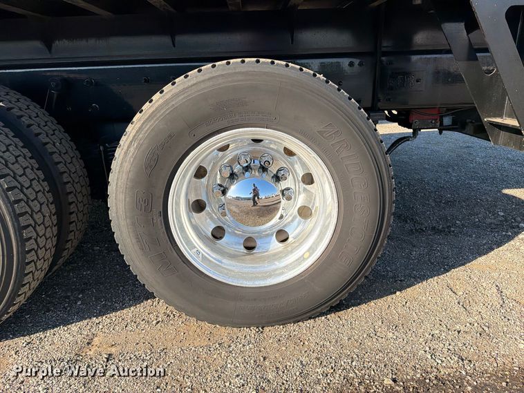 image for item FW3547 2017 Mack GU813 shingle conveyor truck