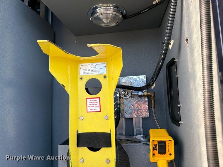 image for item FW3548 2010 Ford E450 ambulance