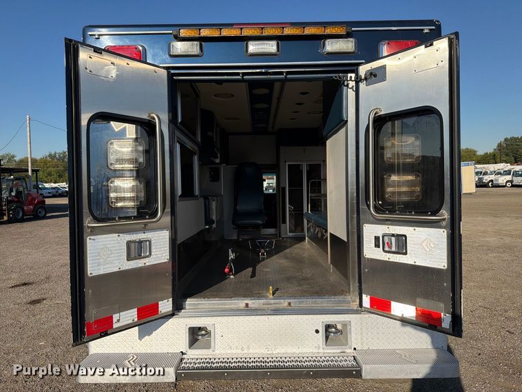 image for item FW3548 2010 Ford E450 ambulance