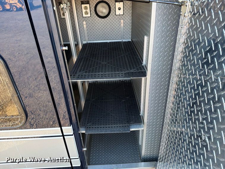 image for item FW3548 2010 Ford E450 ambulance