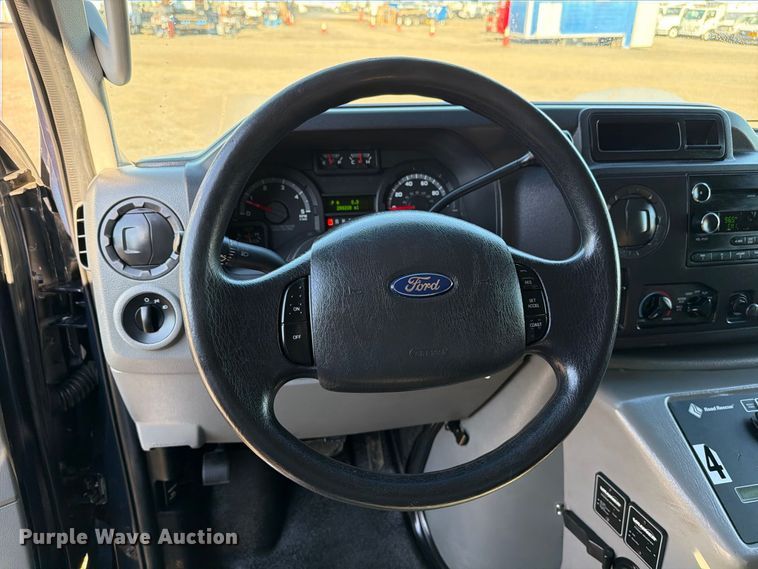 image for item FW3548 2010 Ford E450 ambulance