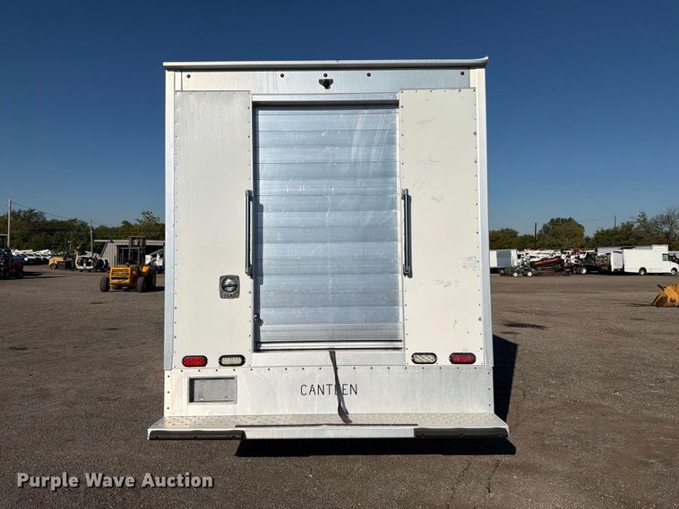 image for item FW3549 2015 Chevrolet Express 4500 box truck