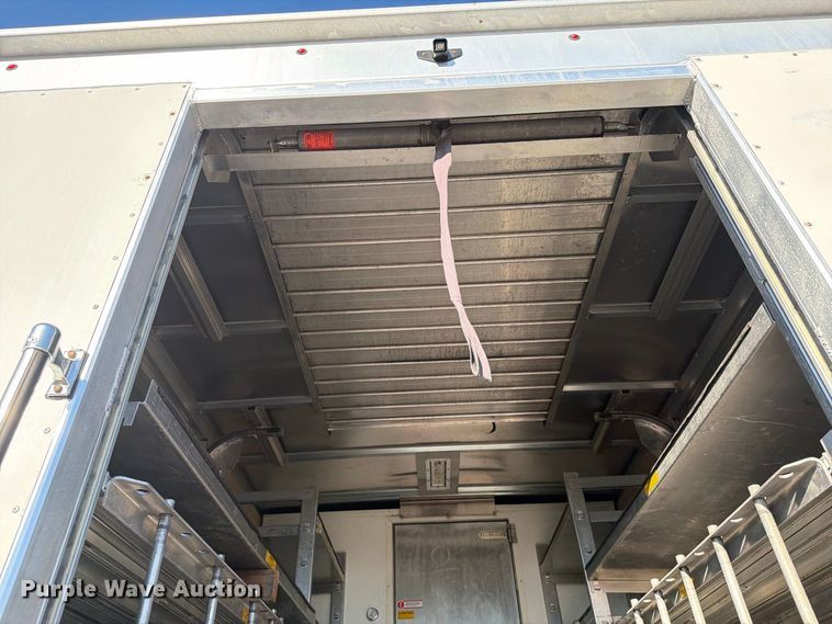 image for item FW3549 2015 Chevrolet Express 4500 box truck