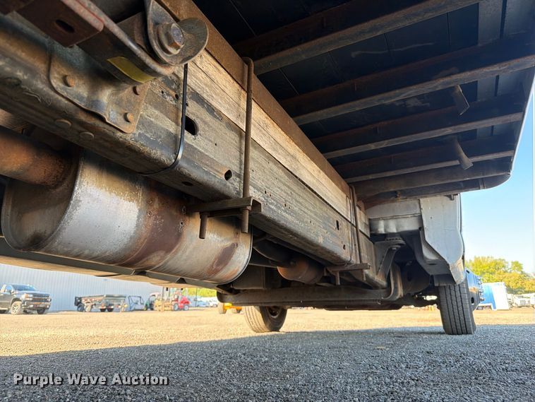 image for item FW3549 2015 Chevrolet Express 4500 box truck