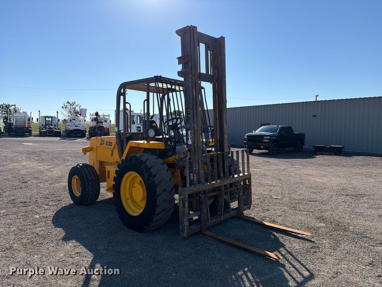 image for item FW3550 1997 JCB 930 forklift
