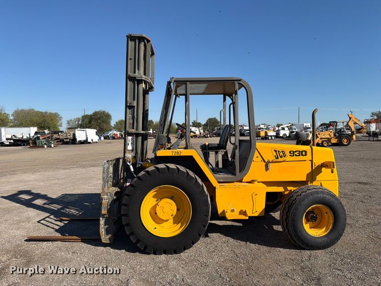 image for item FW3550 1997 JCB 930 forklift
