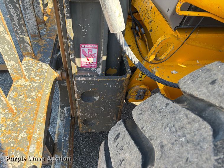 image for item FW3550 1997 JCB 930 forklift
