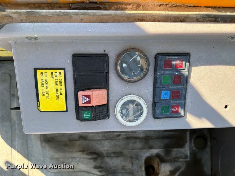 image for item FW3550 1997 JCB 930 forklift