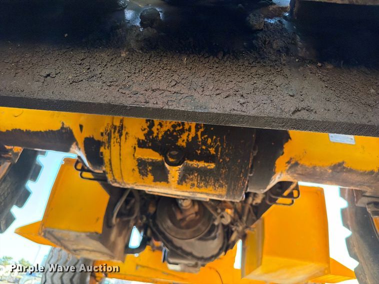 image for item FW3550 1997 JCB 930 forklift