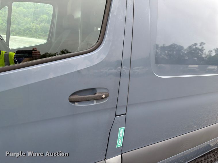 image for item YA3221 2019 Mercedes-Benz Sprinter delivery van