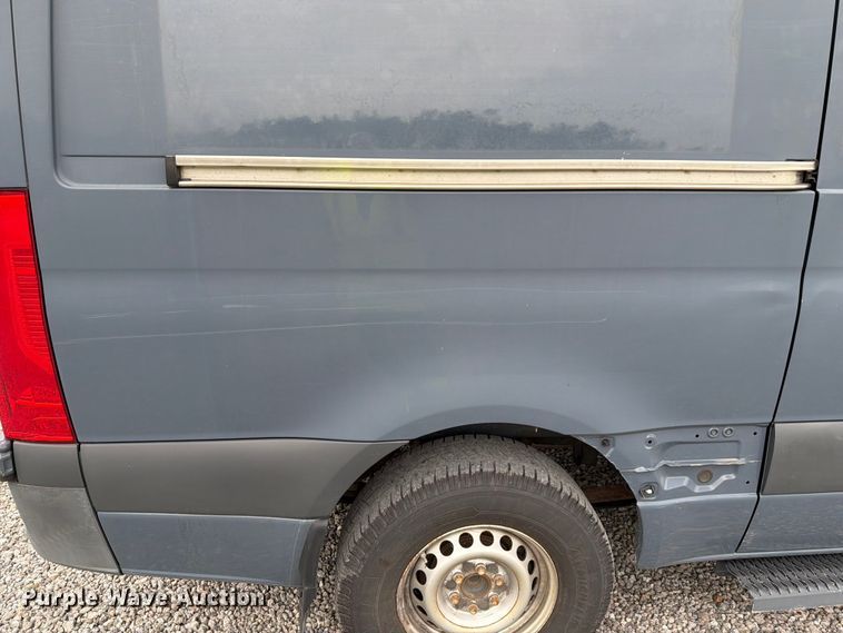 image for item YA3221 2019 Mercedes-Benz Sprinter delivery van