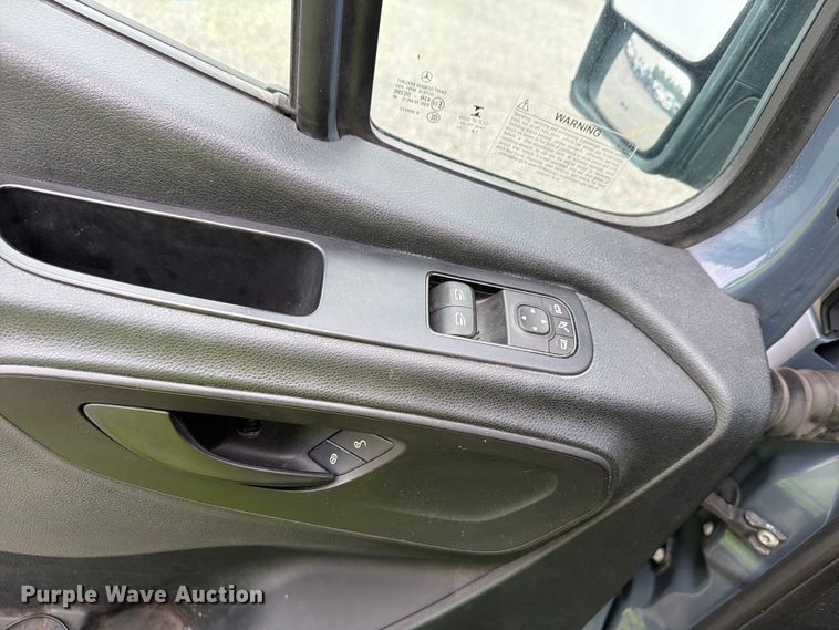 image for item YA3221 2019 Mercedes-Benz Sprinter delivery van