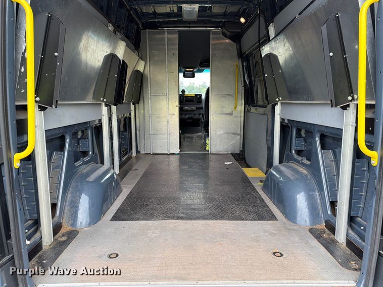 image for item YA3221 2019 Mercedes-Benz Sprinter delivery van