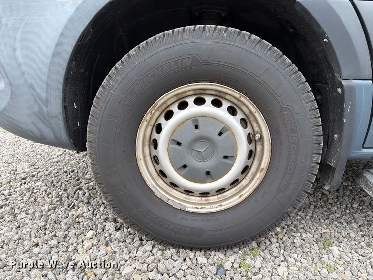 image for item YA3221 2019 Mercedes-Benz Sprinter delivery van