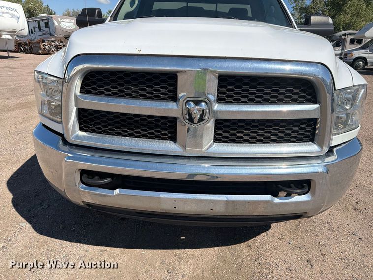 image for item YA4502 2018 RAM 2500 pickup truck