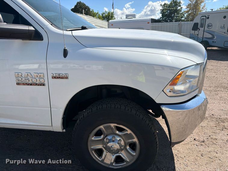 image for item YA4502 2018 RAM 2500 pickup truck
