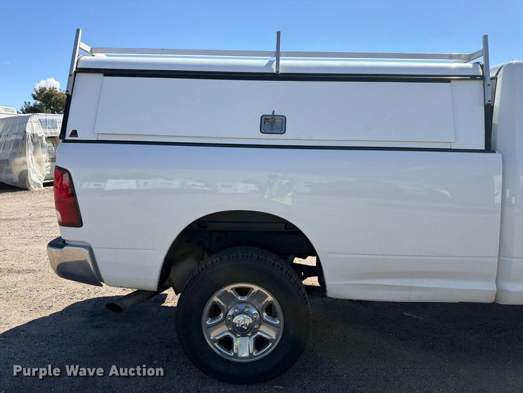 image for item YA4502 2018 RAM 2500 pickup truck