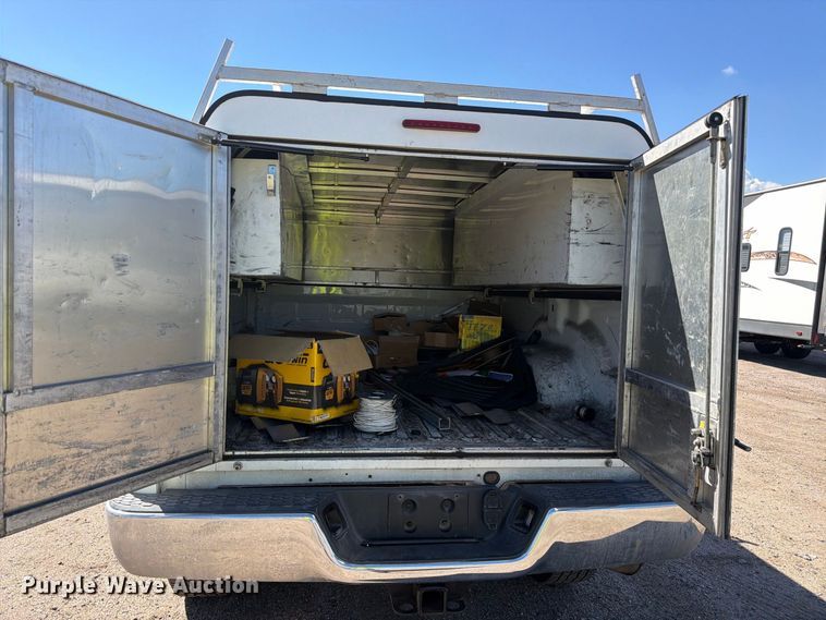 image for item YA4502 2018 RAM 2500 pickup truck