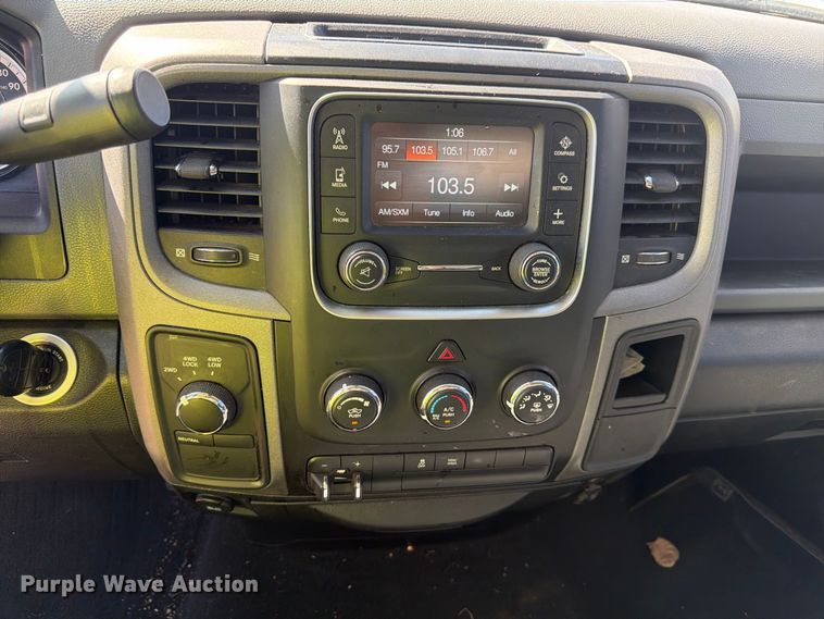 image for item YA4502 2018 RAM 2500 pickup truck