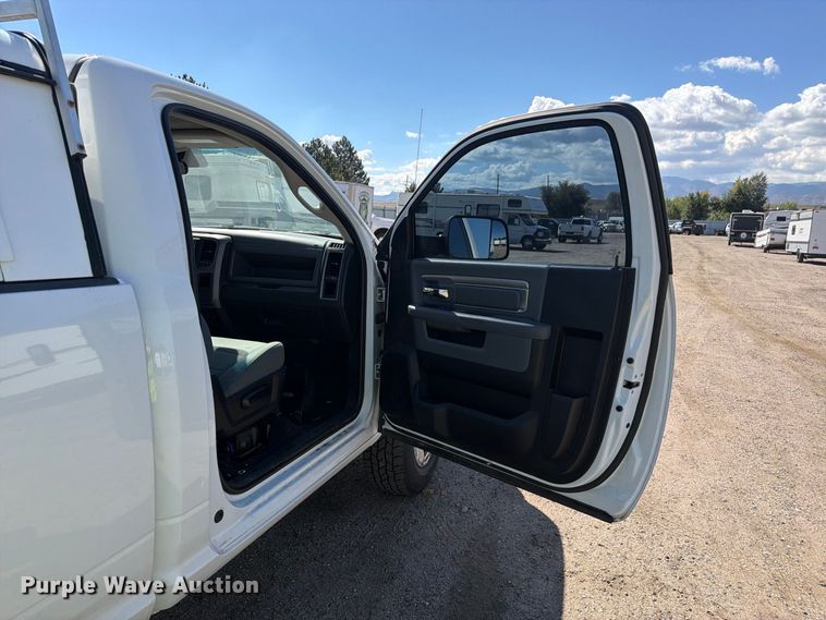 image for item YA4502 2018 RAM 2500 pickup truck