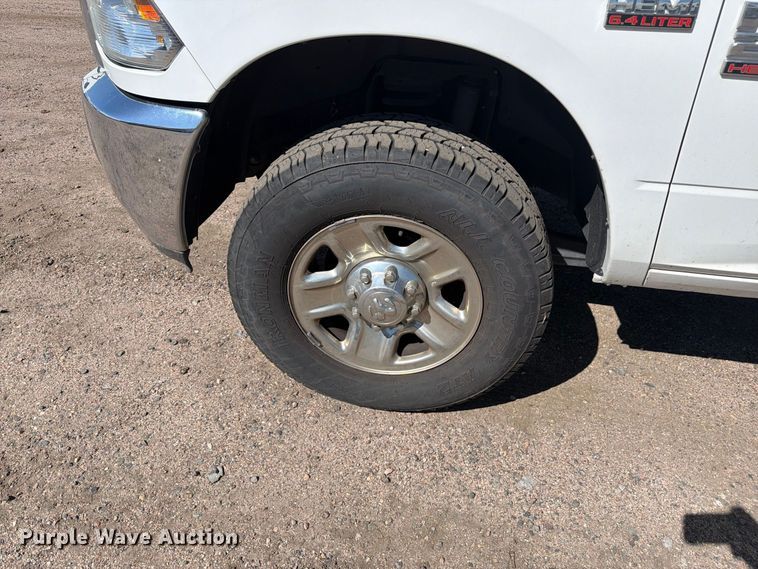 image for item YA4502 2018 RAM 2500 pickup truck
