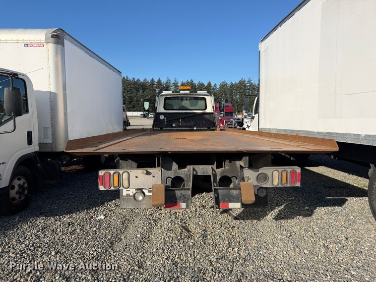 image for item YA4633 2007 International 4300 rollback truck