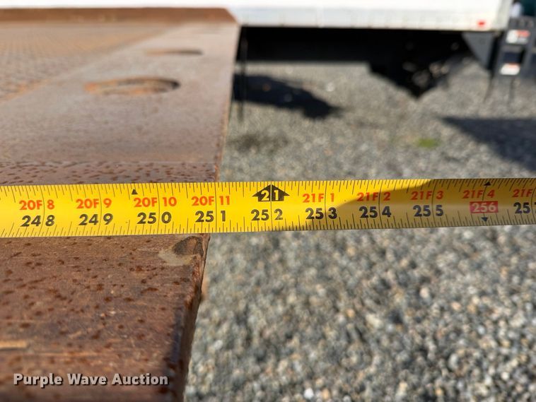 image for item YA4633 2007 International 4300 rollback truck