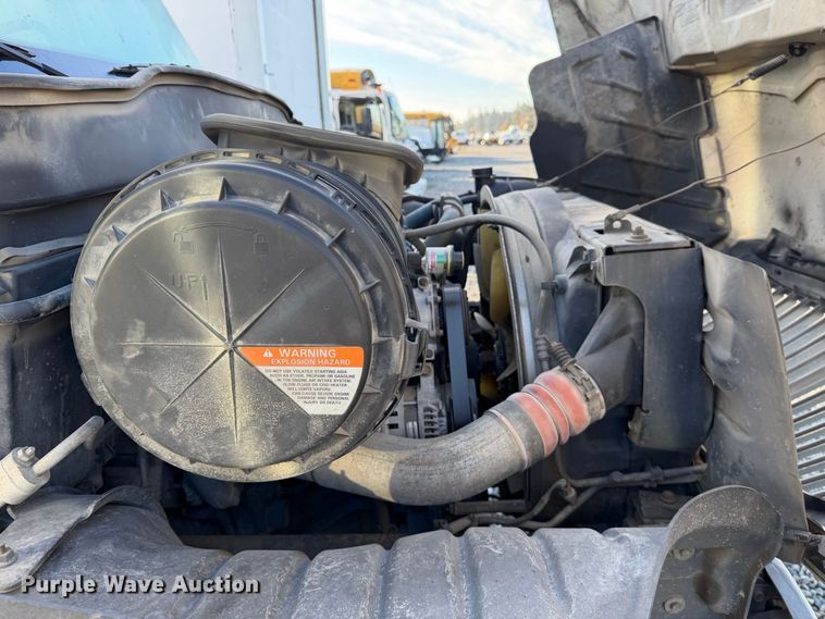 image for item YA4633 2007 International 4300 rollback truck
