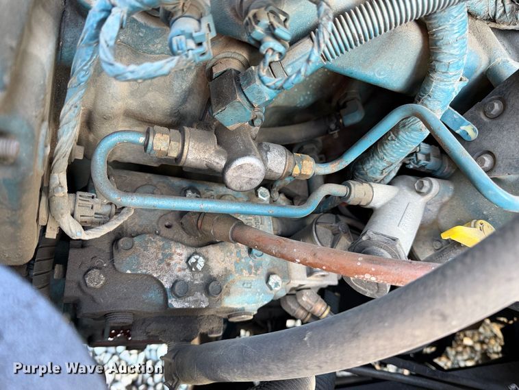 image for item YA4633 2007 International 4300 rollback truck