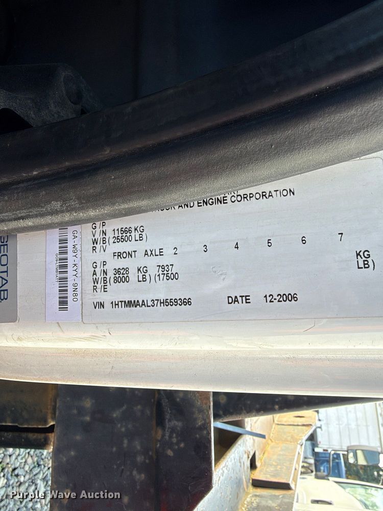 image for item YA4633 2007 International 4300 rollback truck