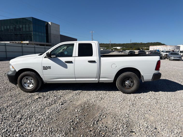 image for item YA4651 2020 RAM 1500 Ext. Cab pickup truck