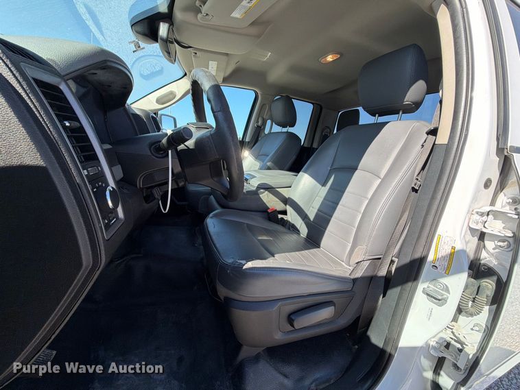 image for item YA4651 2020 RAM 1500 Ext. Cab pickup truck
