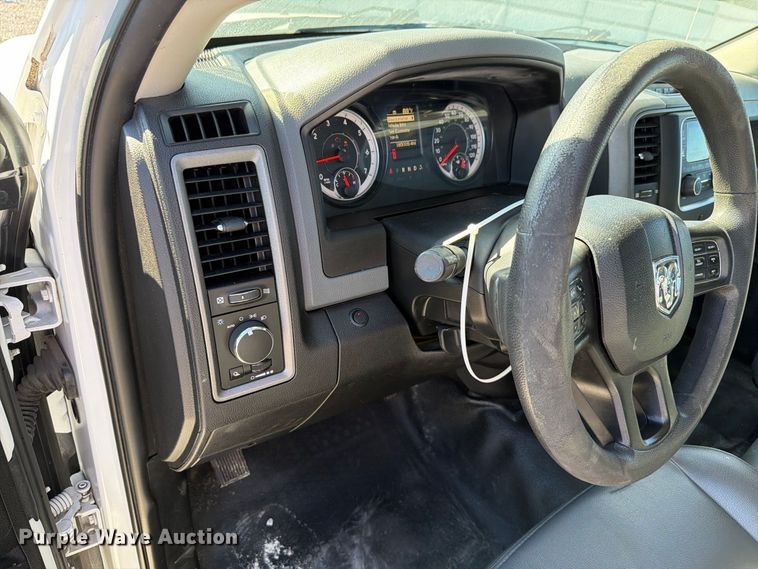 image for item YA4651 2020 RAM 1500 Ext. Cab pickup truck