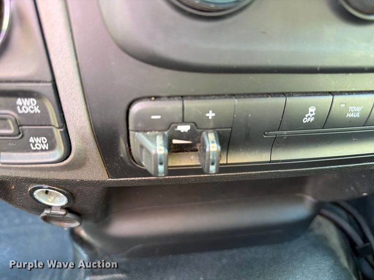 image for item YA4651 2020 RAM 1500 Ext. Cab pickup truck