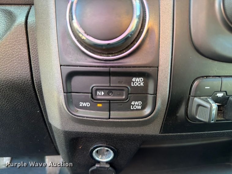 image for item YA4651 2020 RAM 1500 Ext. Cab pickup truck