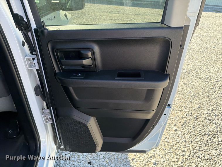 image for item YA4651 2020 RAM 1500 Ext. Cab pickup truck