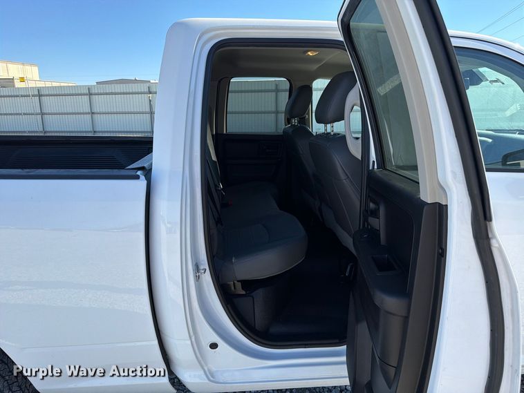 image for item YA4651 2020 RAM 1500 Ext. Cab pickup truck