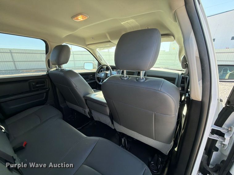 image for item YA4651 2020 RAM 1500 Ext. Cab pickup truck